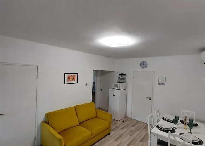 Lägenhet Csalogany 19 *